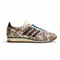 Off White / Dark Brown / Rich Green