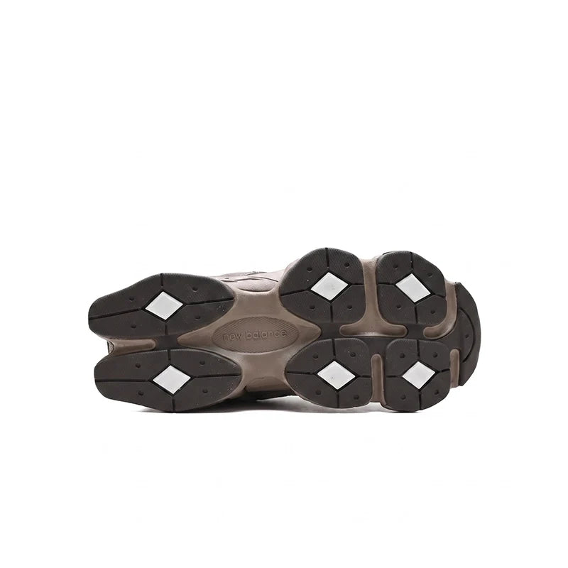 9060 Brown Ice