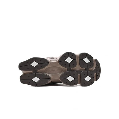 9060 Brown Ice