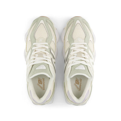 9060 "Pearl Grey"
